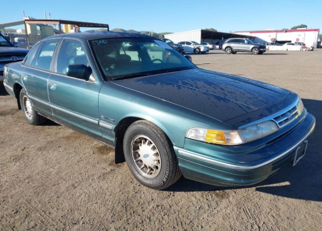 Ford Crown Victoria