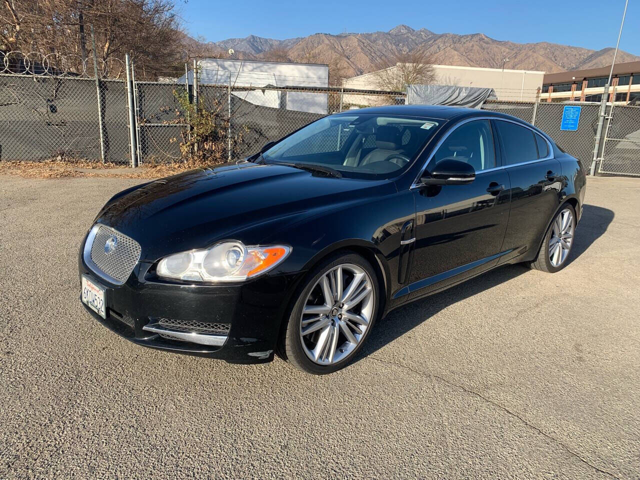 Jaguar XF