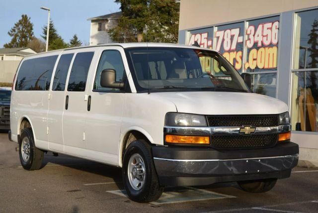 2019 CHEVROLET Express