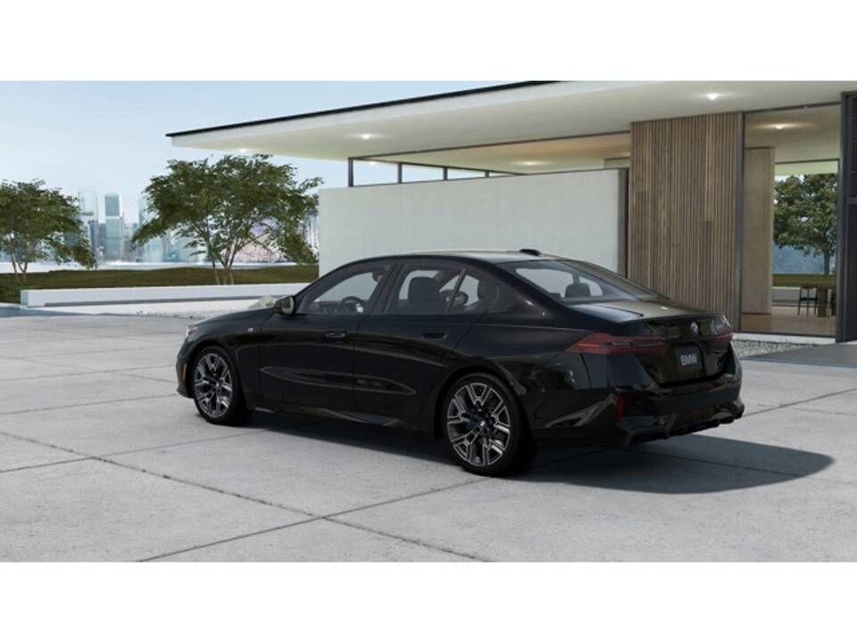 2025 BMW 530i