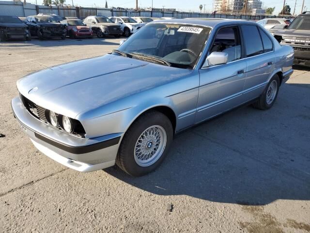 BMW 525i
