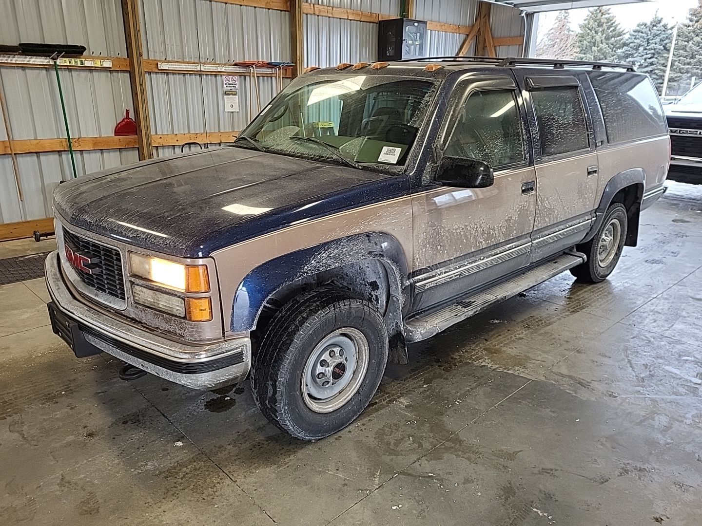 GMC Suburban