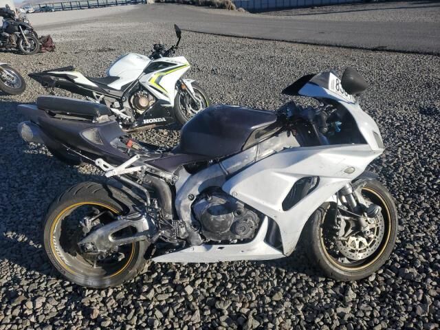 Honda CBR1000