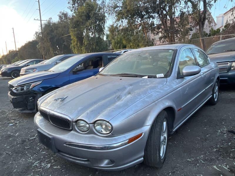 Jaguar X-Type