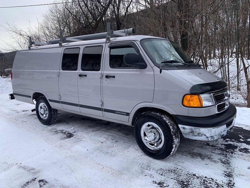 Dodge Ram Van