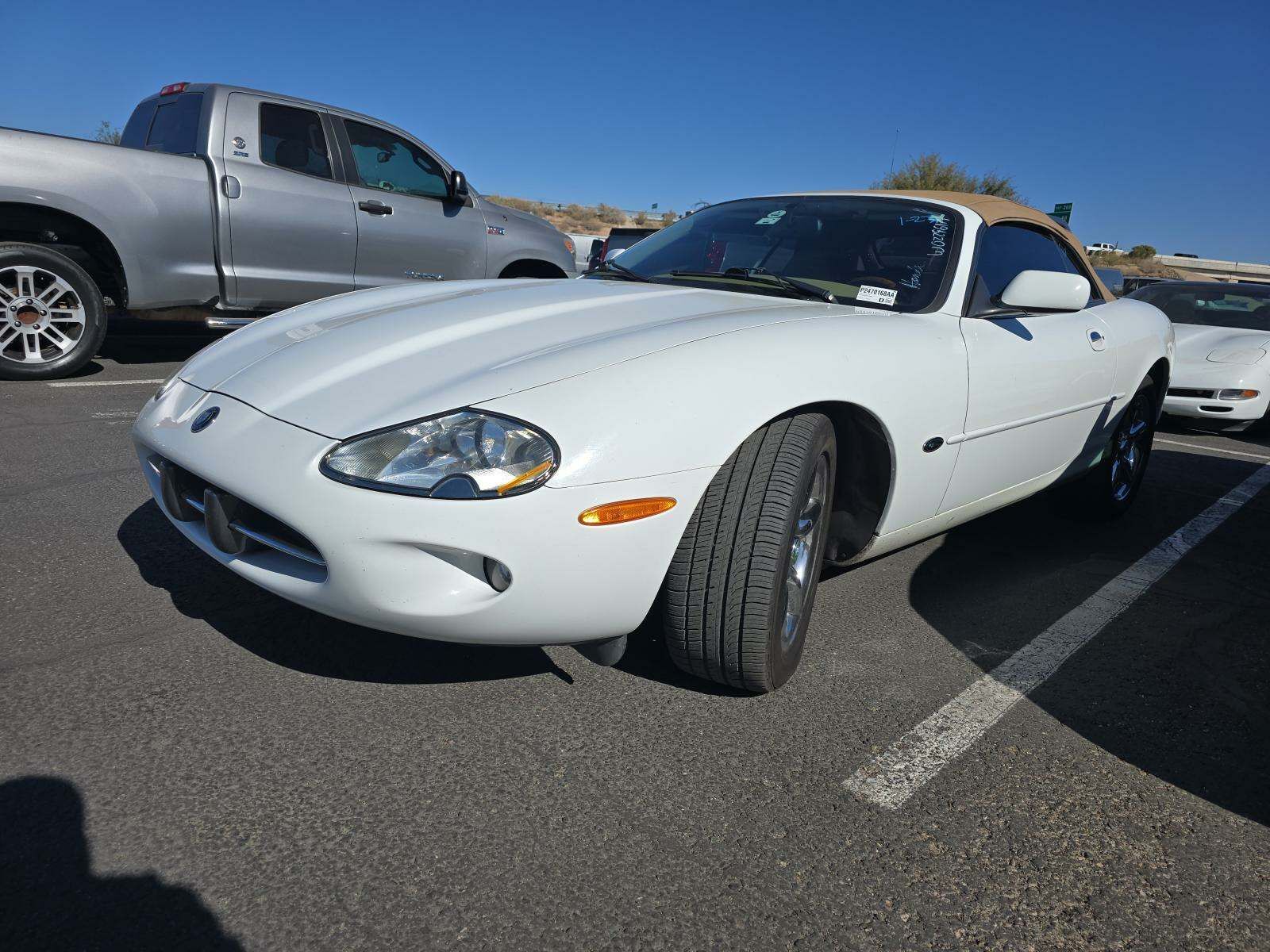 Jaguar XK8