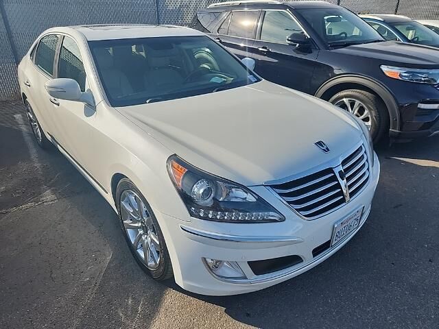 Hyundai Equus