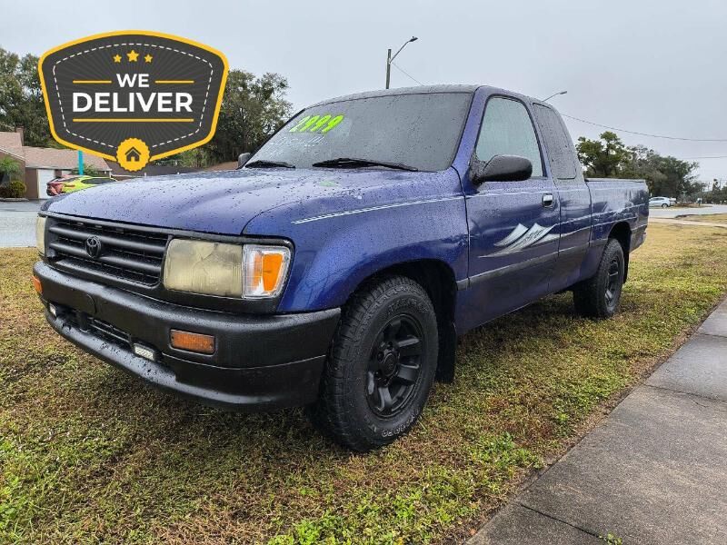 Toyota T100