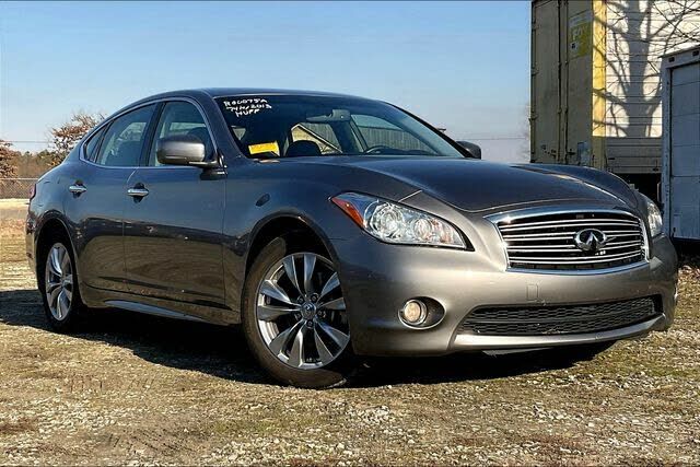 Infiniti M37