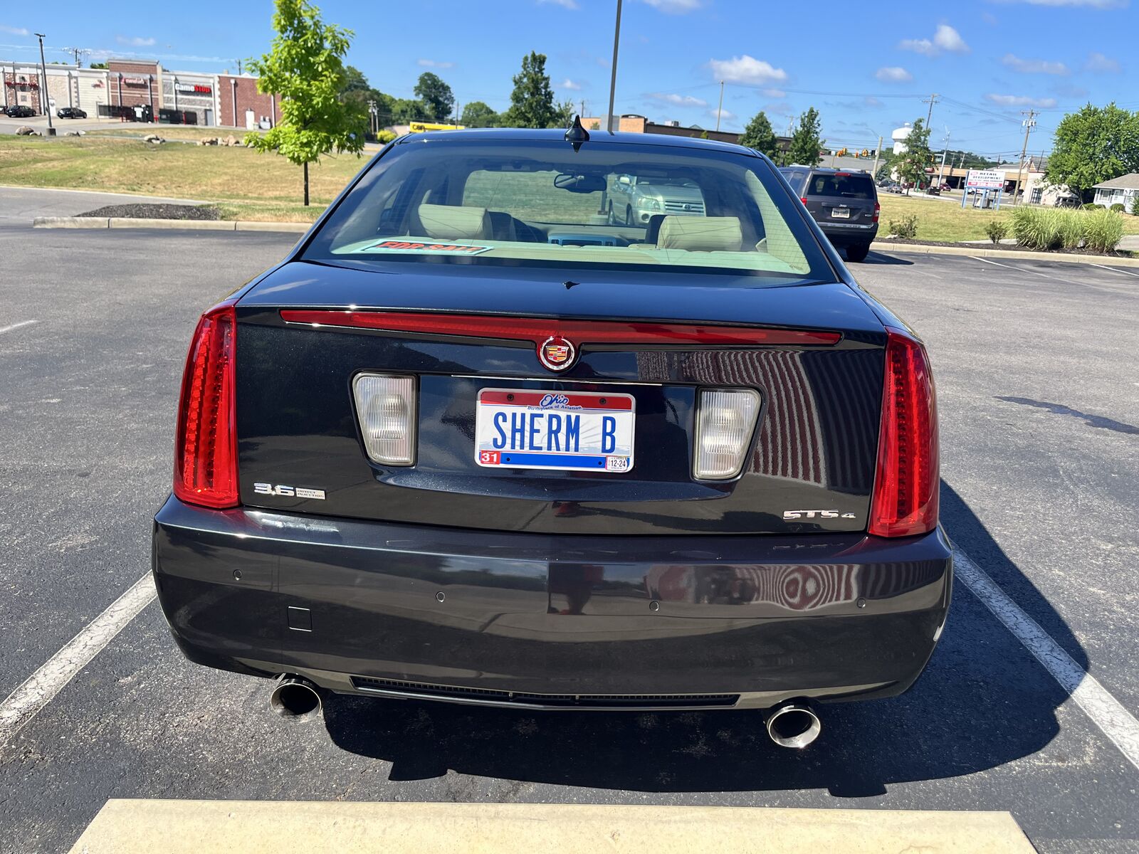 Cadillac STS
