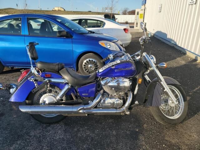 Honda VT750 (Shadow Aero)