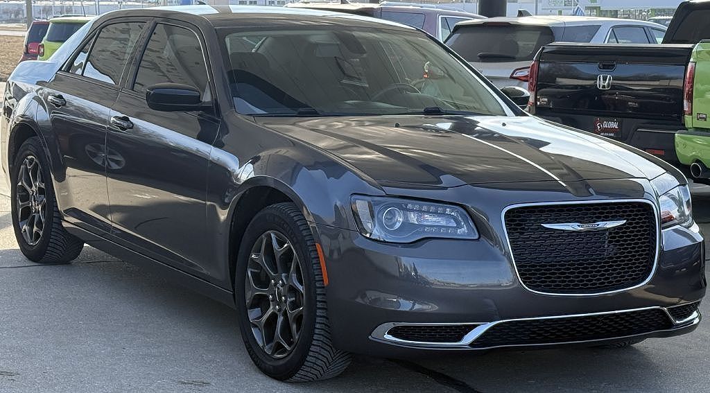 2018 CHRYSLER 300