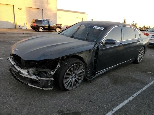 BMW 750i / B7
