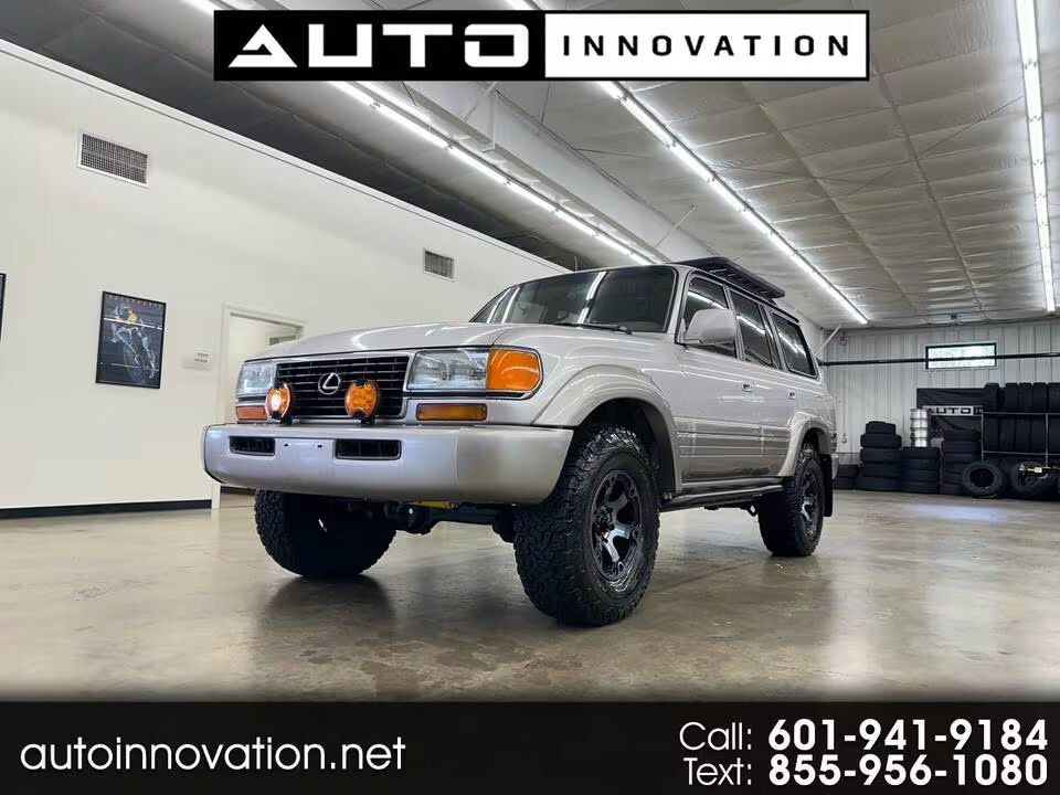 Lexus LX