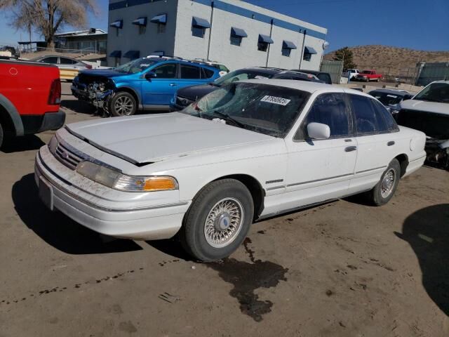 Ford Crown Victoria