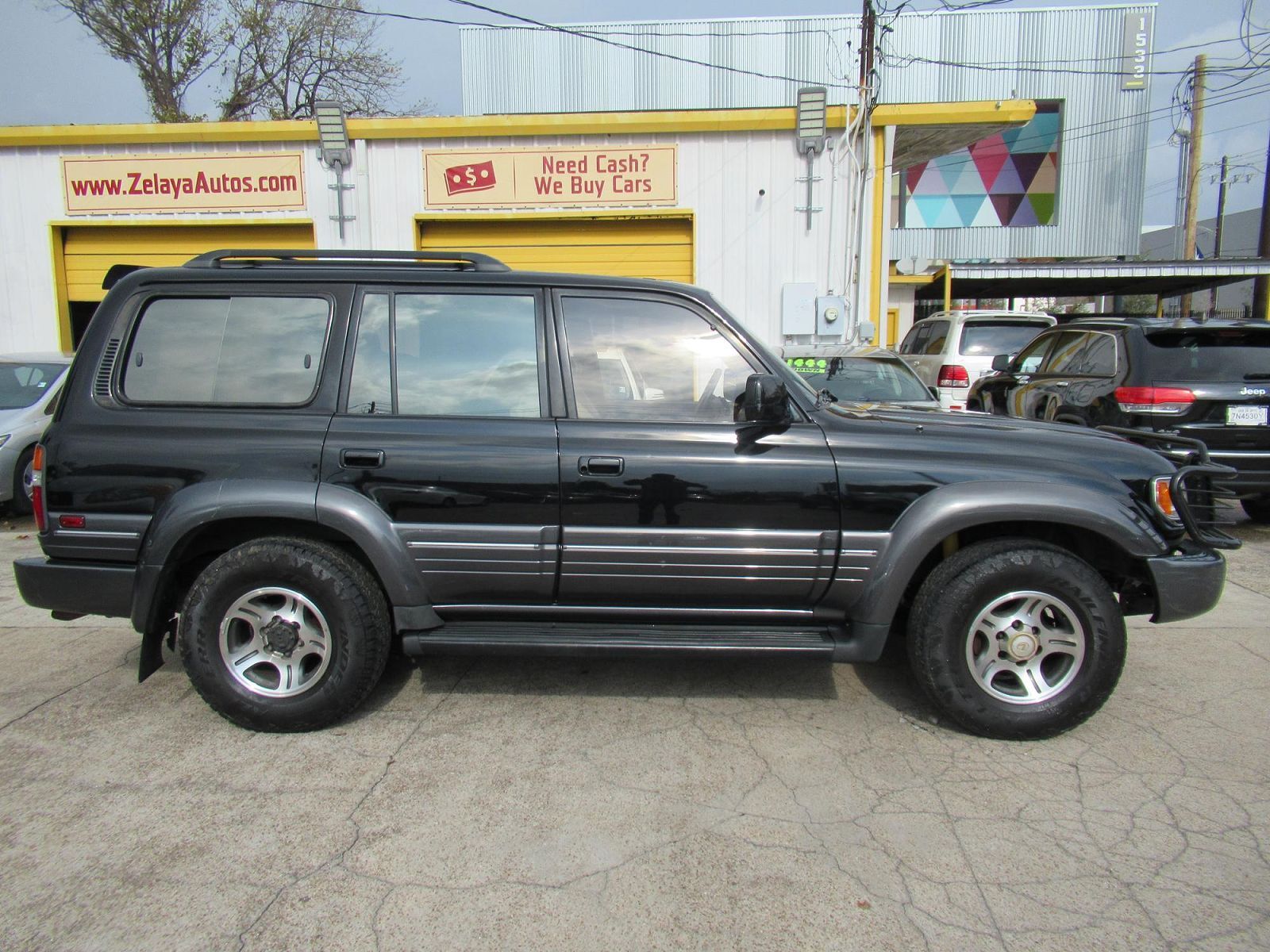 Lexus LX