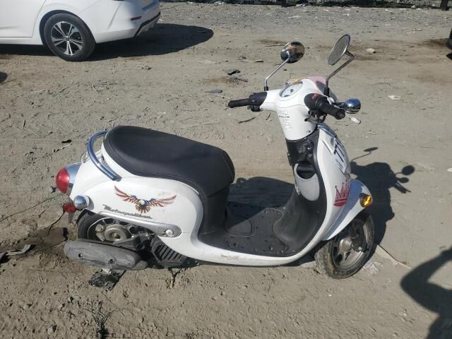 Honda NCW50/Metropolitan