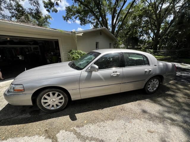 Lincoln Town Car