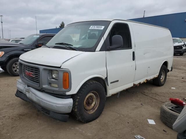 GMC Savana