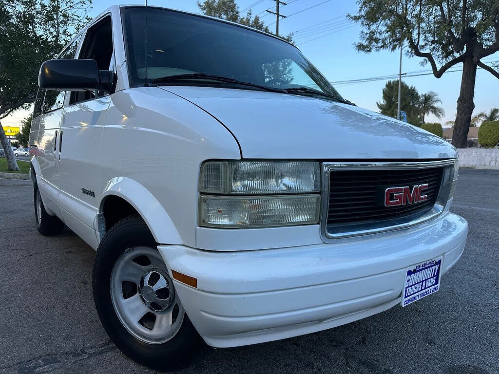 GMC Safari