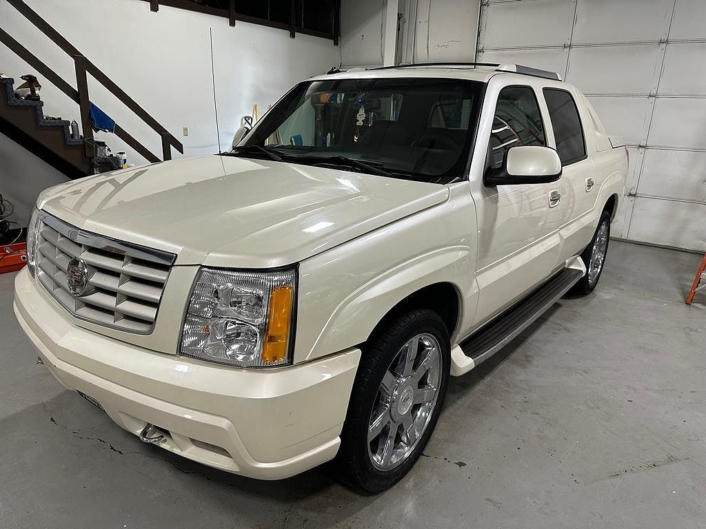 2003 CADILLAC Escalade