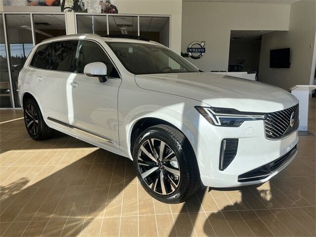2025 VOLVO XC90
