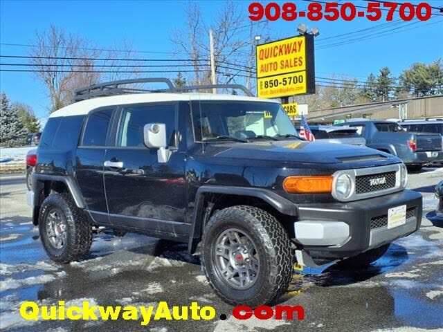 2010 TOYOTA FJ Cruiser