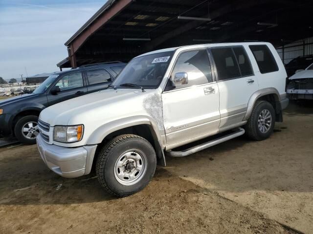 Isuzu Trooper