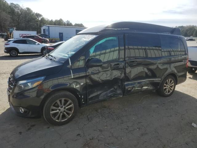 Mercedes-Benz METRIS