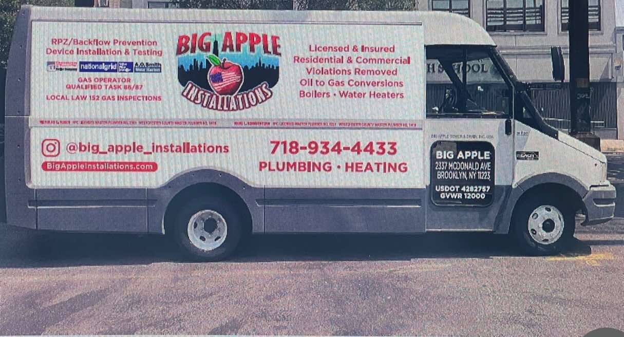 GMC Savana