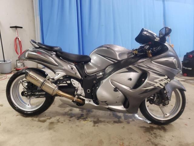 Suzuki GSX1300R
