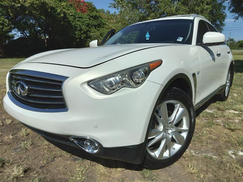 Infiniti QX70
