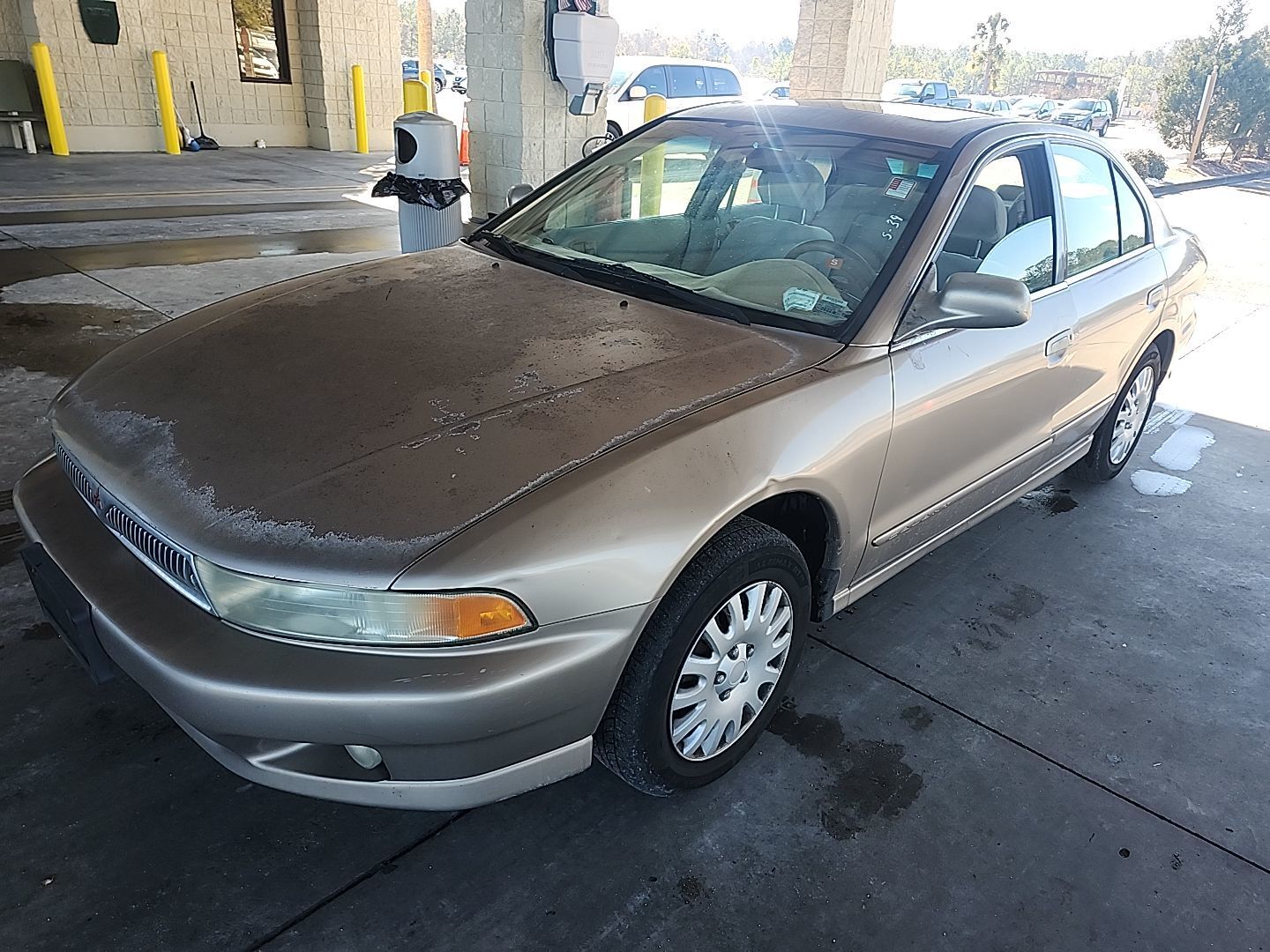 Mitsubishi Galant
