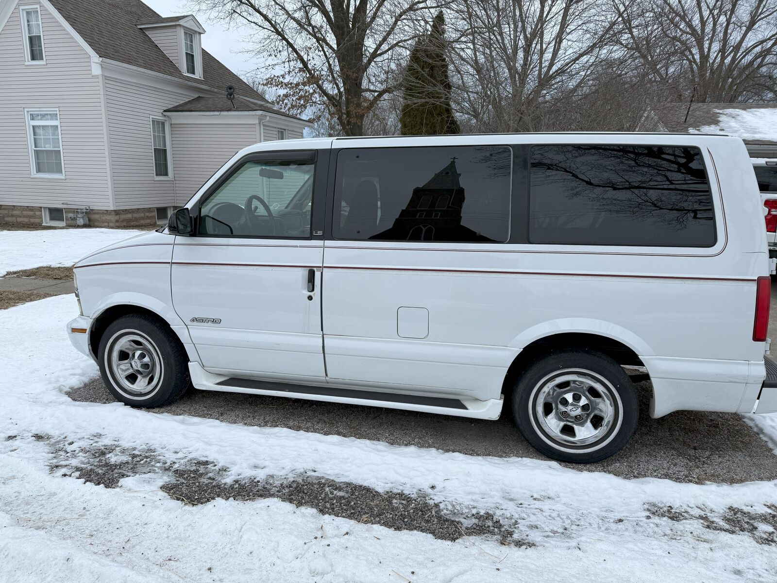 Chevrolet Astro Van