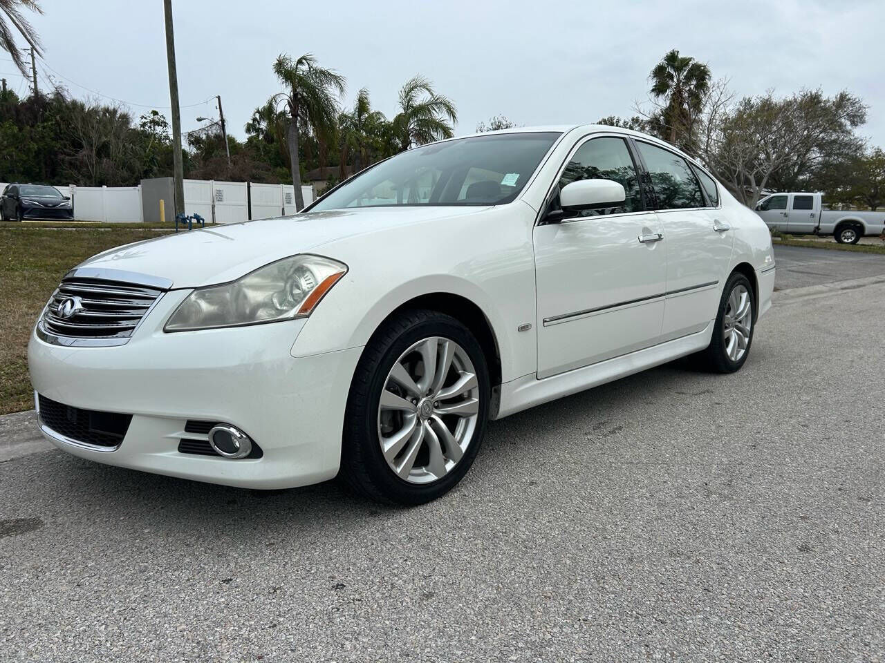 Infiniti M45