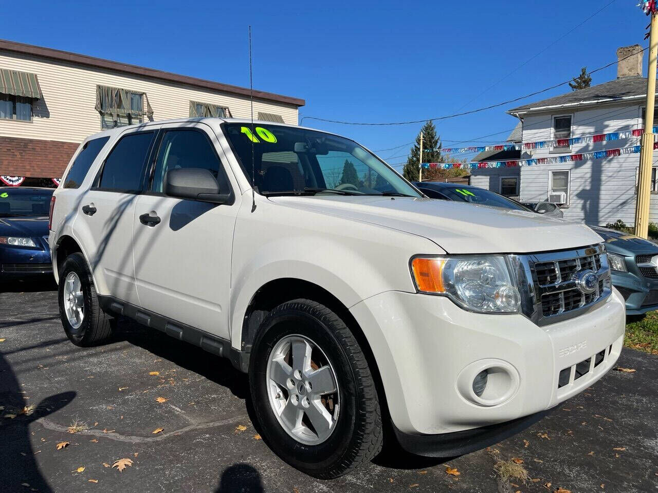 2010 FORD Escape