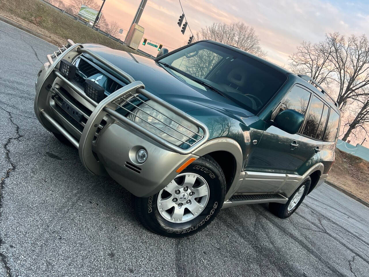 Mitsubishi Montero