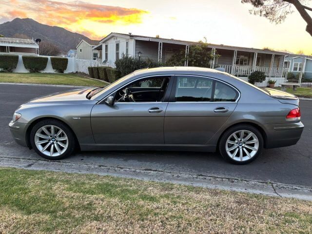 BMW 750i