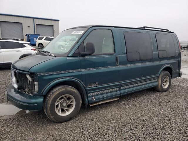 GMC Savana