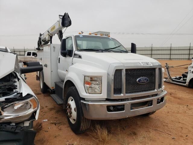 Ford F-750