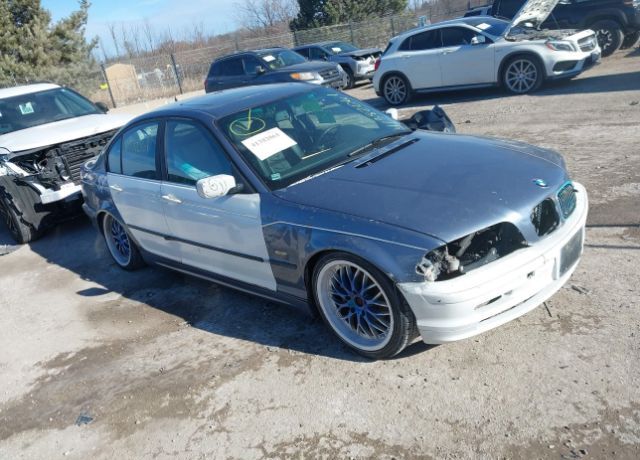 BMW 323i