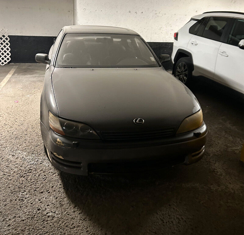 Lexus ES
