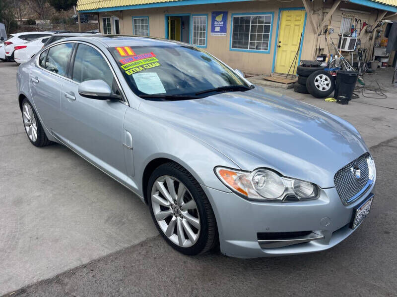 Jaguar XF