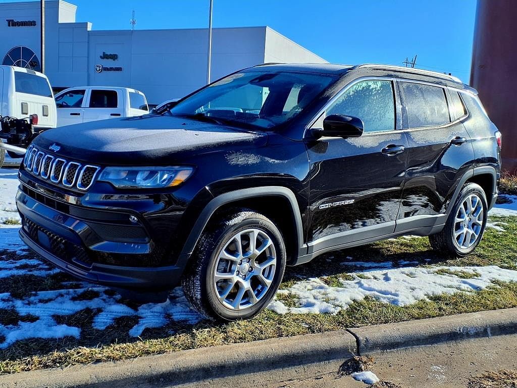 2024 JEEP Compass