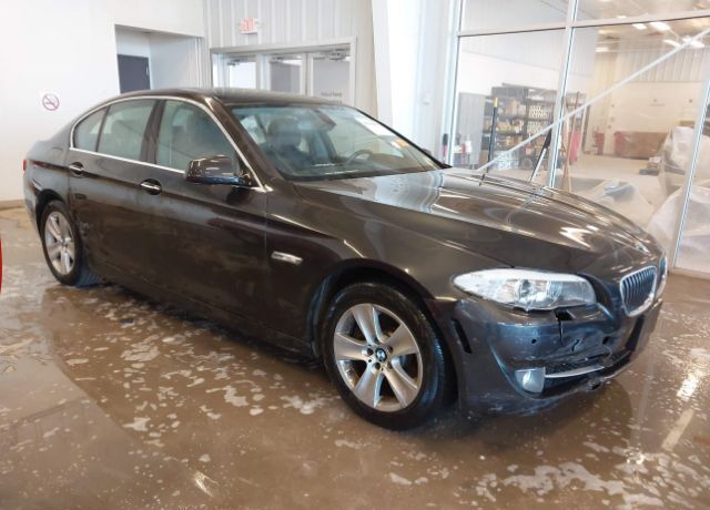 BMW 528i