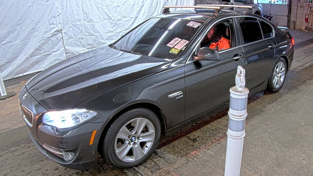 BMW 528xi