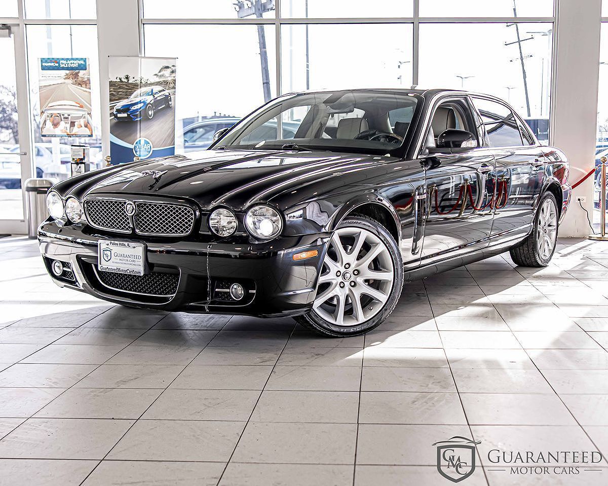 Jaguar XJ