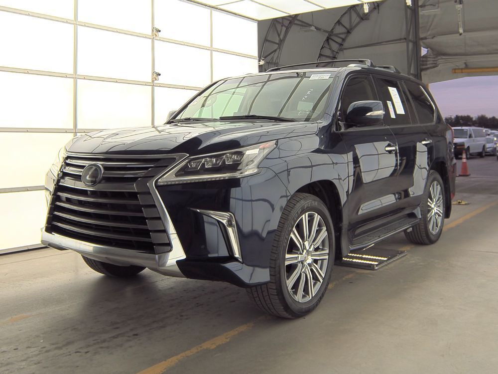 Lexus LX