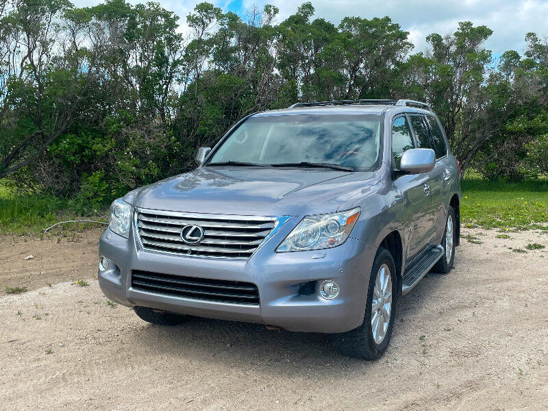 Lexus LX