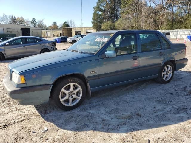 Volvo 850 Series
